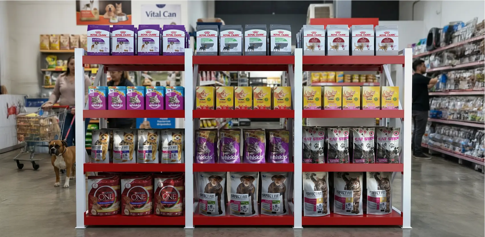 Equipamiento comercial modular para pet shops con accesorios metálicos y exhibición técnica