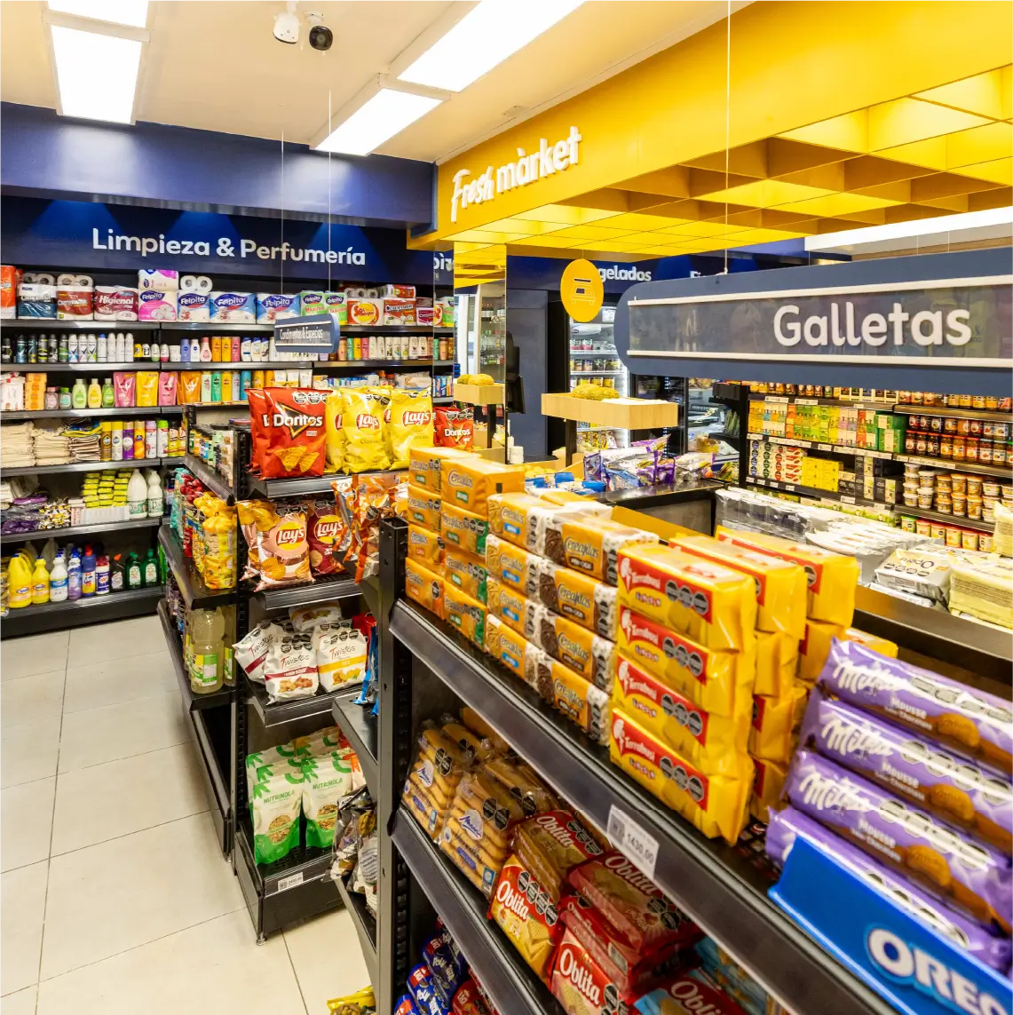 Góndolas comerciales para supermercado con exhibidores de galletitas